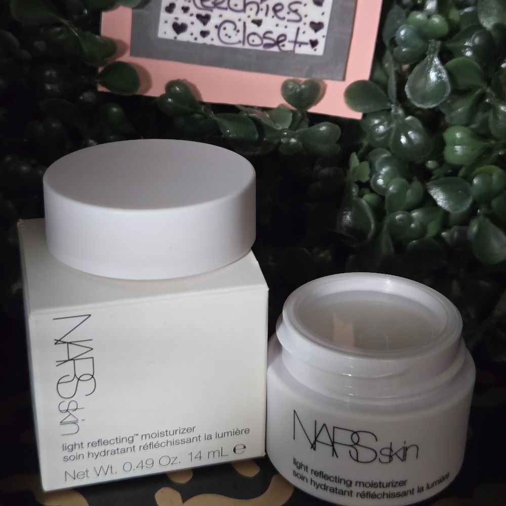 NWT NARS Mini Light Reflecting Moisturizer – 14ml / 0.49oz